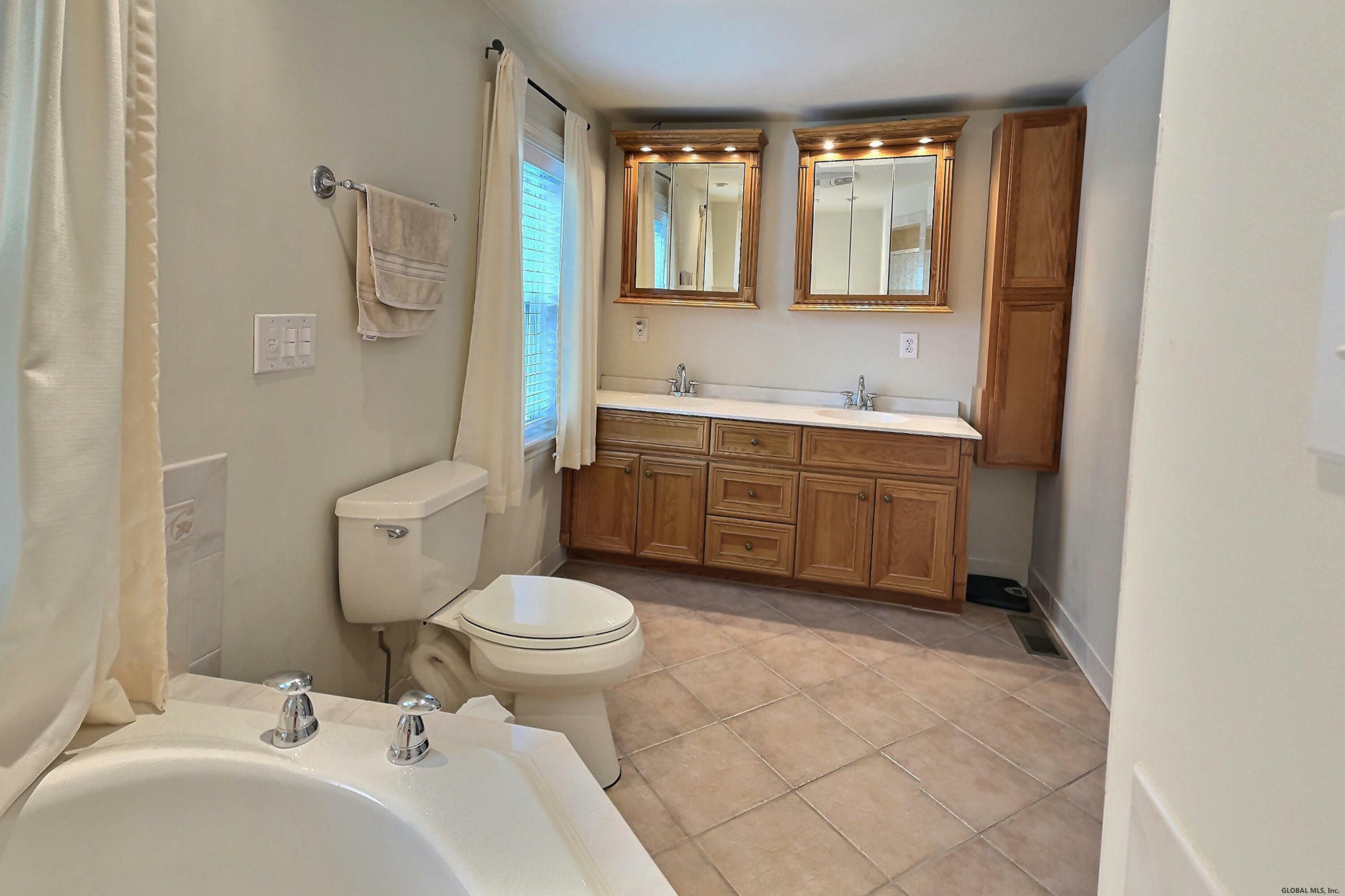 1002 North Westcott Road Rotterdam, NY 12306 - Photo 33 of 45 Photo 33