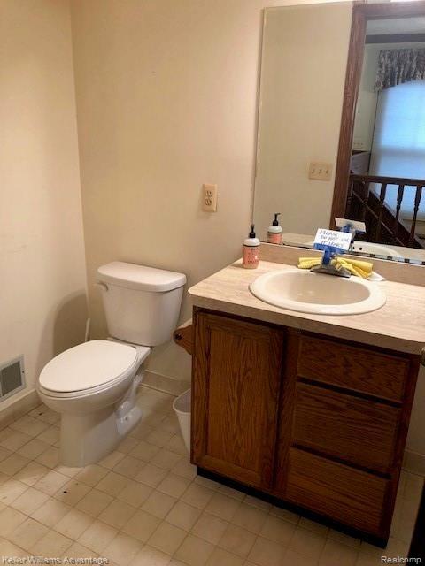 23065 Farmington Road Farmington, MI 48336 - Photo 11 of 14