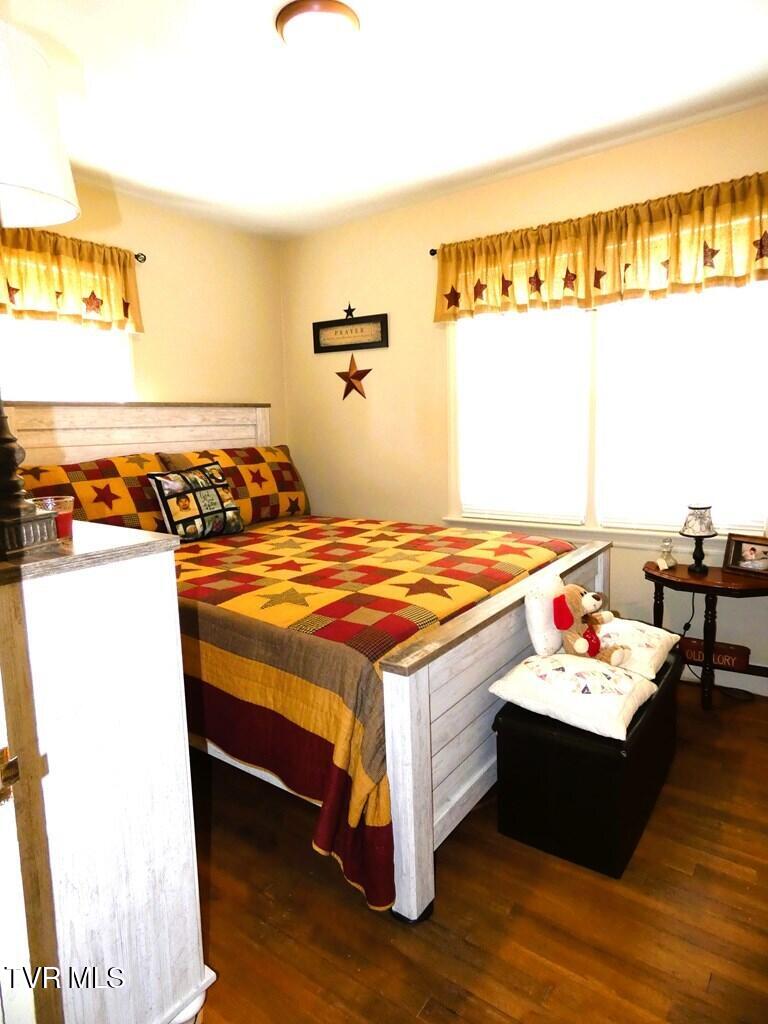 855 Goolsby Street Marion, VA 24354 - Photo 13 of 44 103451_19 (1)