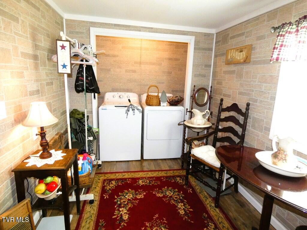 855 Goolsby Street Marion, VA 24354 - Photo 22 of 44 103451_1