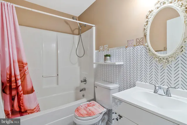 $350,000 | 6806 Hawthorne Street, Landover, MD 20785