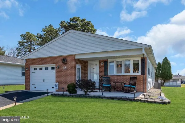 $364,900 | 18 Encinitas Drive, Toms River, NJ 08757
