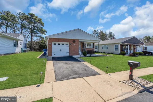 $364,900 | 18 Encinitas Drive, Toms River, NJ 08757