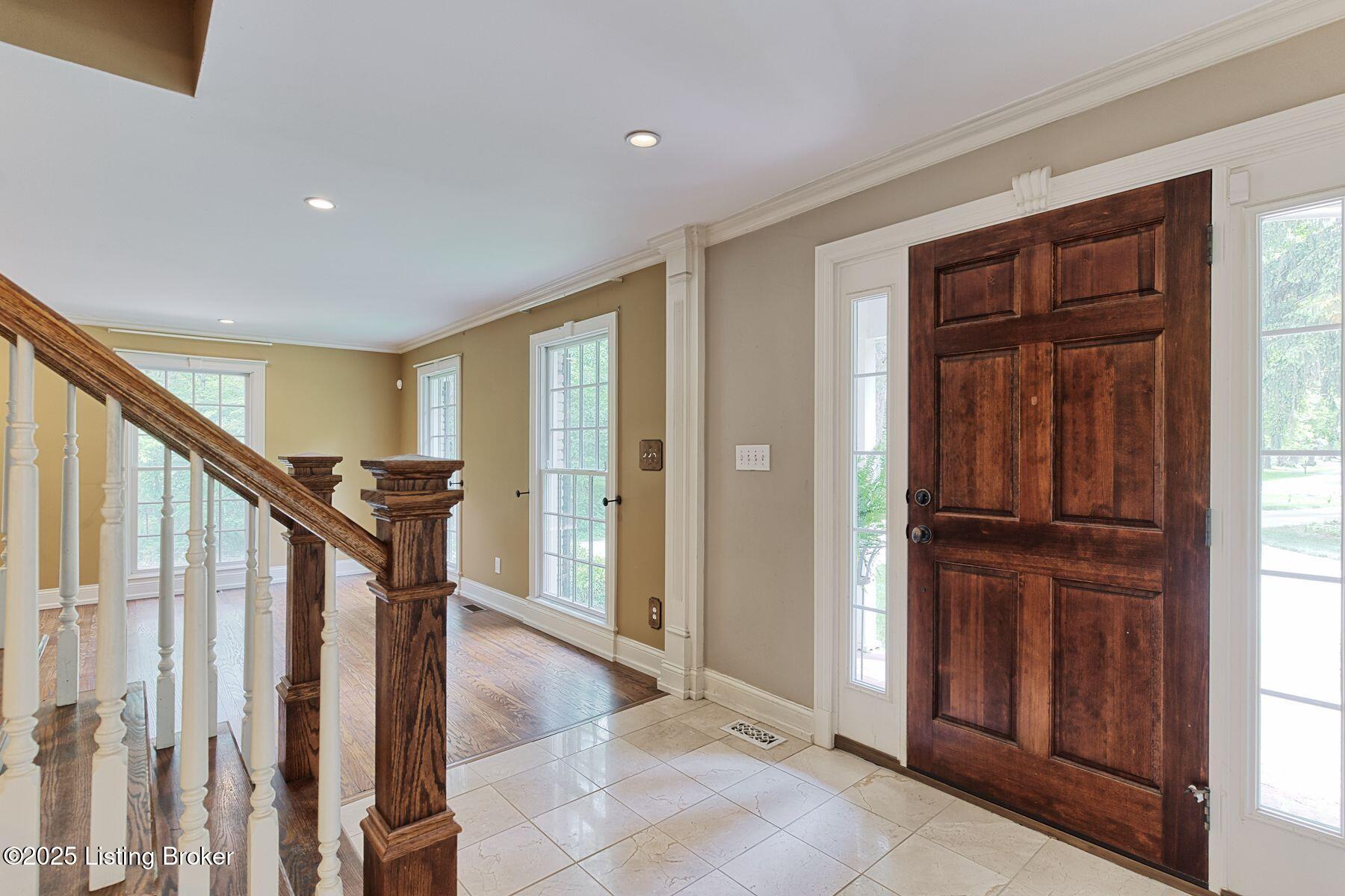 1802 Evergreen Road Anchorage, KY 40223 - Photo 10 of 85 photo_online_010