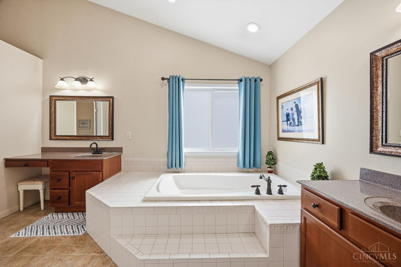 1206 Saddletop Ridge Batavia City, OH 45103 - Photo 23 of 56 Gallery Image 23