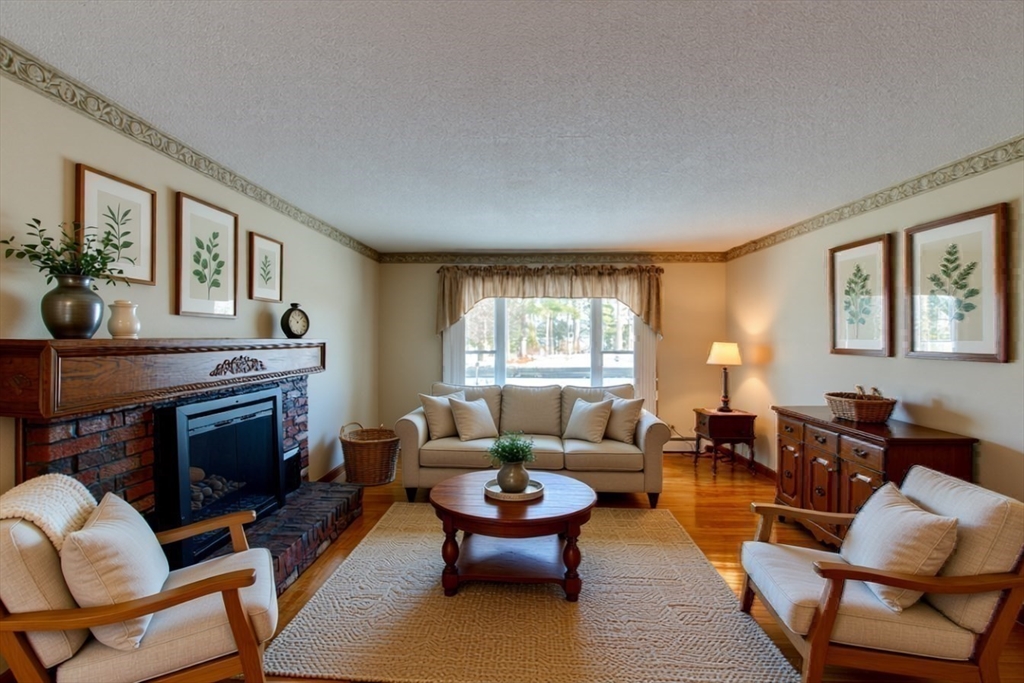 207 Sherbert Road Ashburnham, MA 01430 - Photo 8 of 40