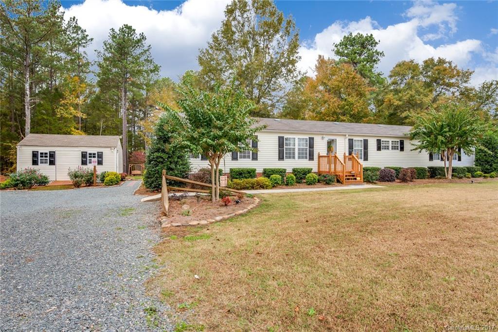 3583 East North Corner Road Lancaster, SC 29720 - Photo 1 of 24