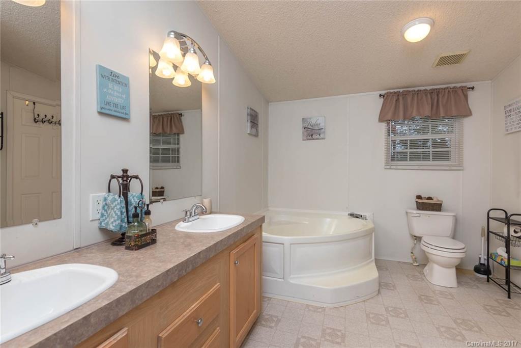 3583 East North Corner Road Lancaster, SC 29720 - Photo 15 of 24