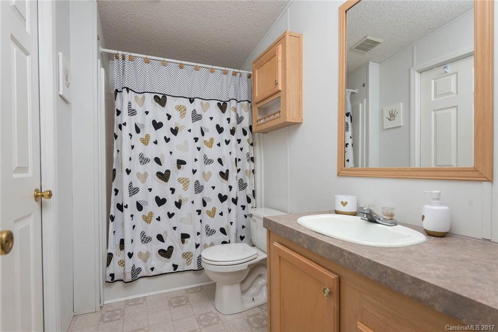 3583 East North Corner Road Lancaster, SC 29720 - Photo 10 of 24