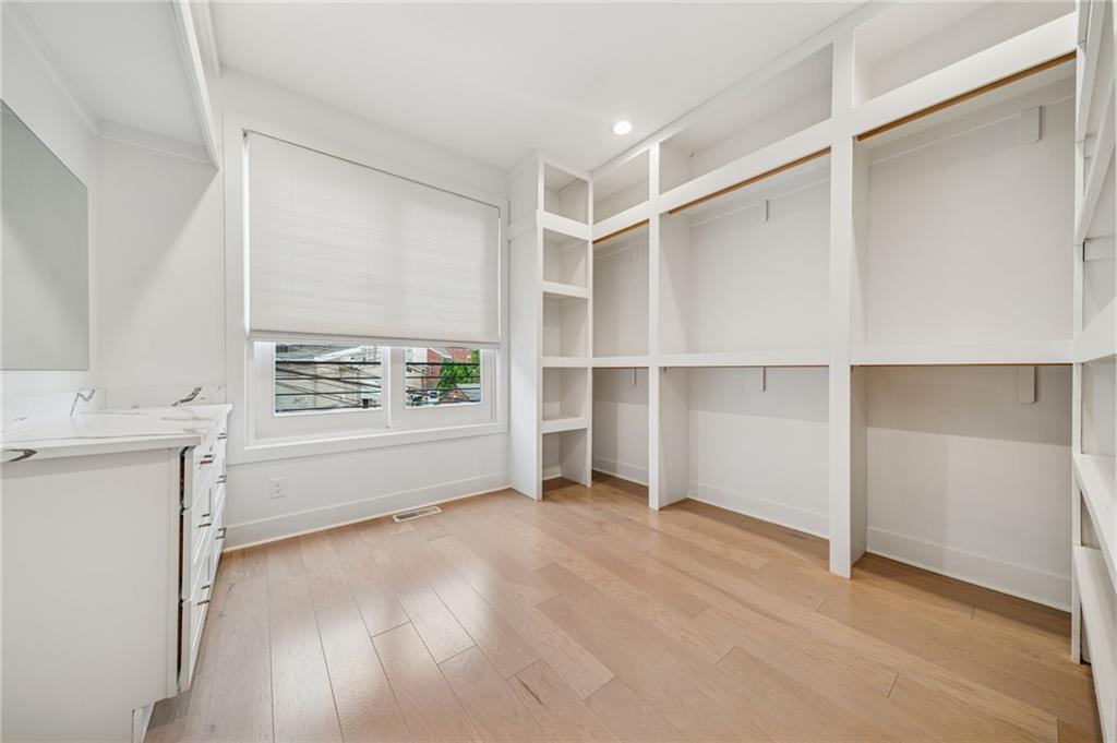 469 42nd Street Pittsburgh, PA 15201 - Photo 25 of 34 a view of an empty room with a window