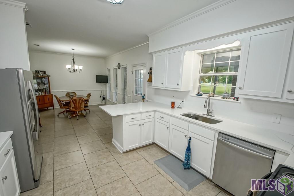 33917 Weiss Road Walker, LA 70785 - Photo 6 of 24