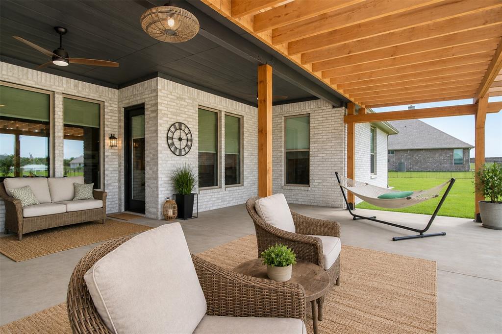 1313 Grn Rdg Road Weatherford, TX 76085 - Photo 33 of 40 Virtually staged patio