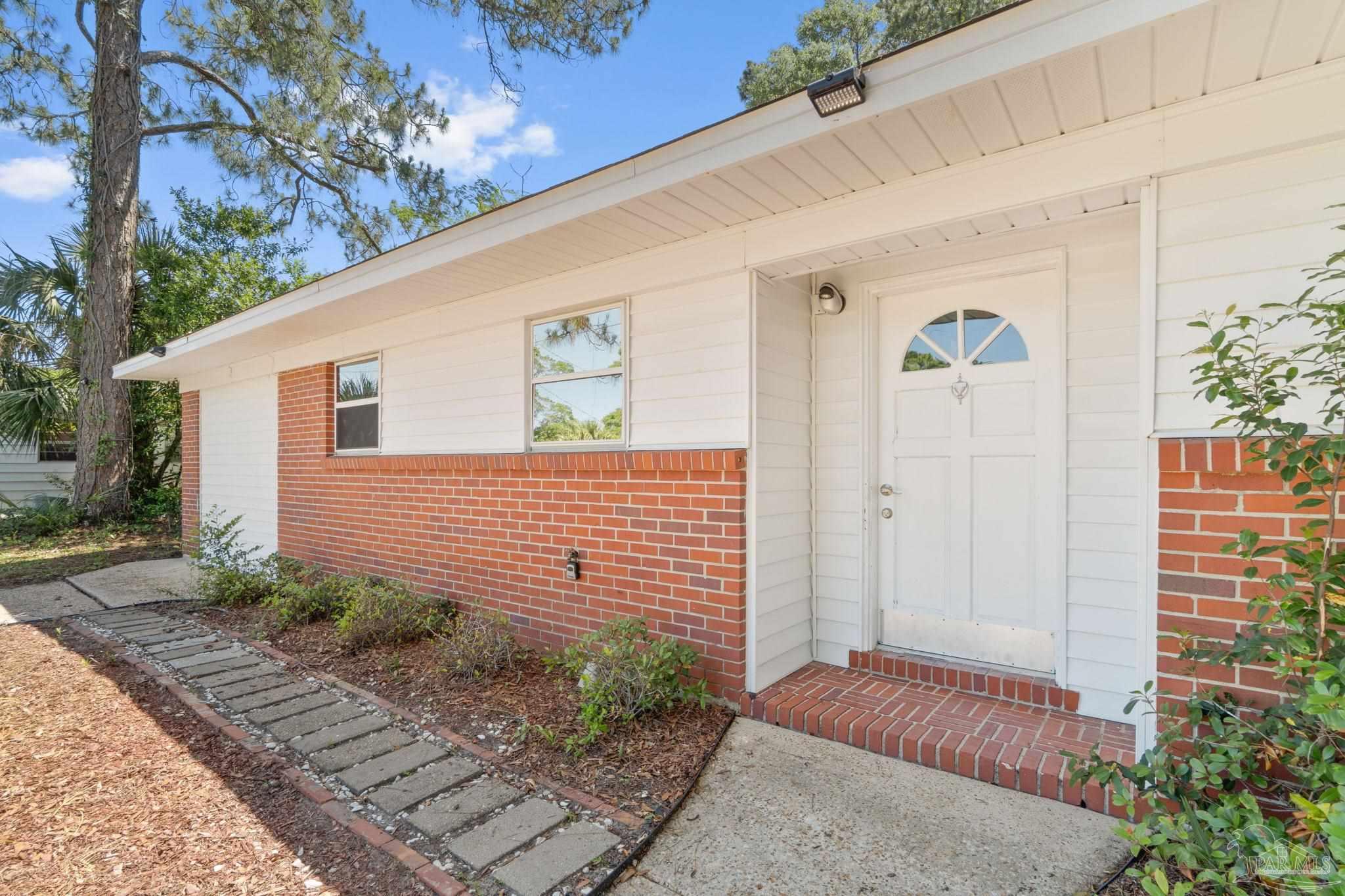 506 Ross Road Fort Walton Beach, FL 32547 - Photo 3 of 36 Gallery Image 3