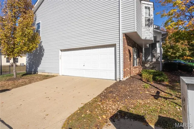 $239,000 | 2001 Belltower Drive, Unit D, St. Peters, MO 63376