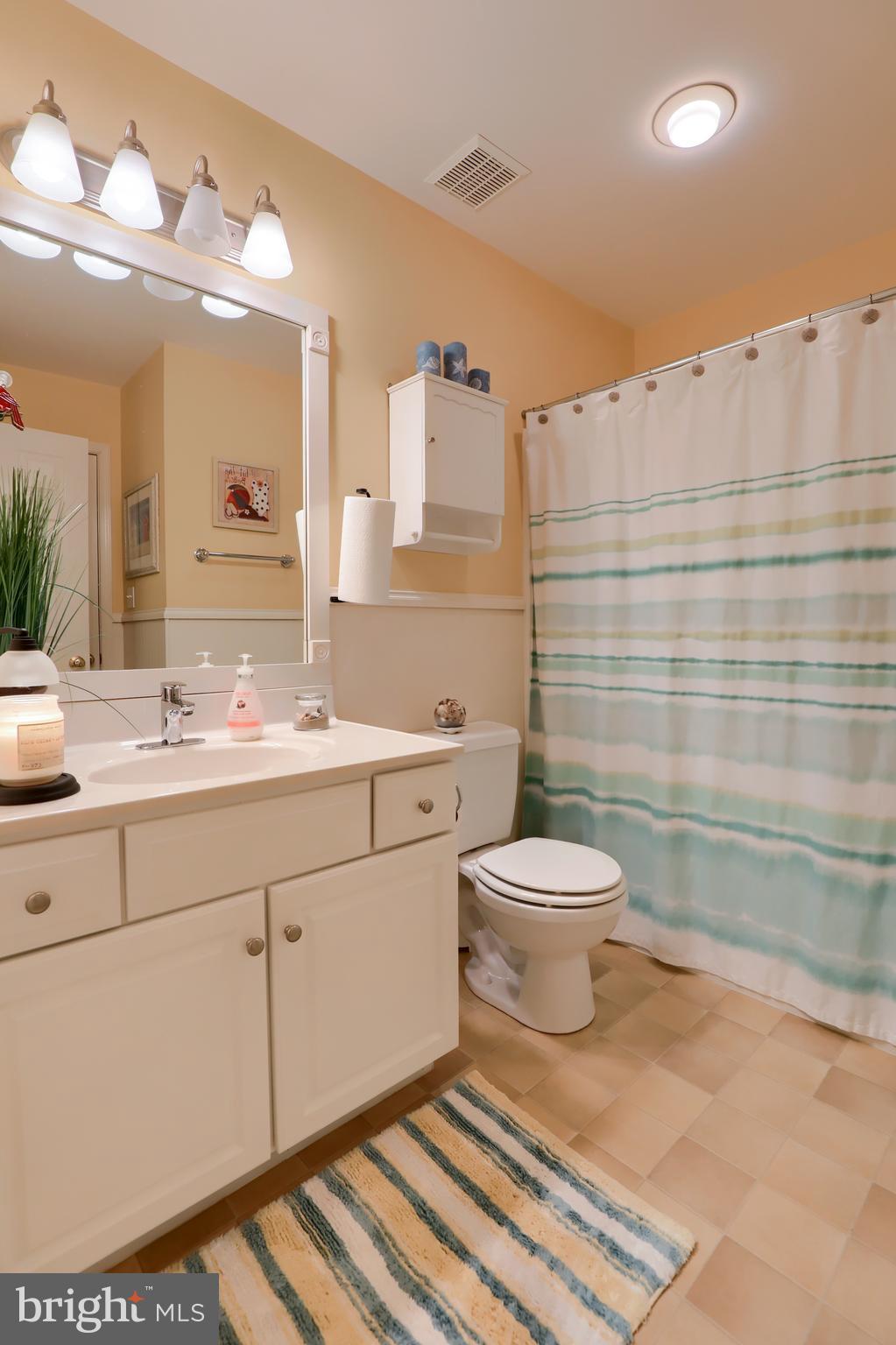 1021 Bond Street Lititz, PA 17543 - Photo 8 of 44