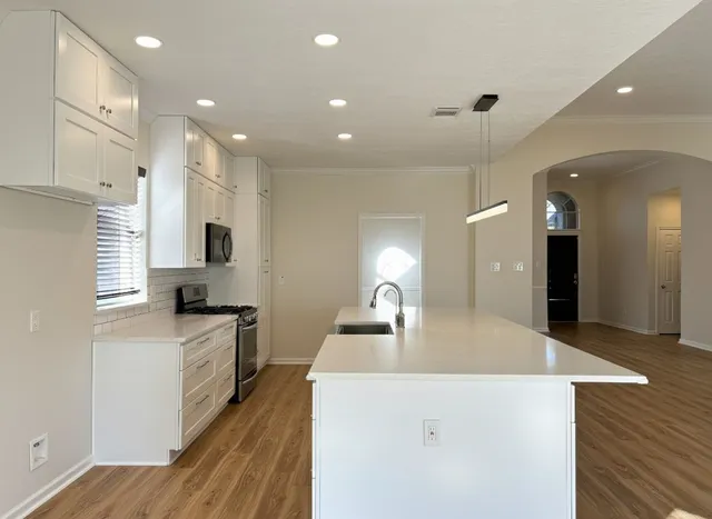 $2,425 | 9014 Pheasant Trace Court, Houston, TX 77064