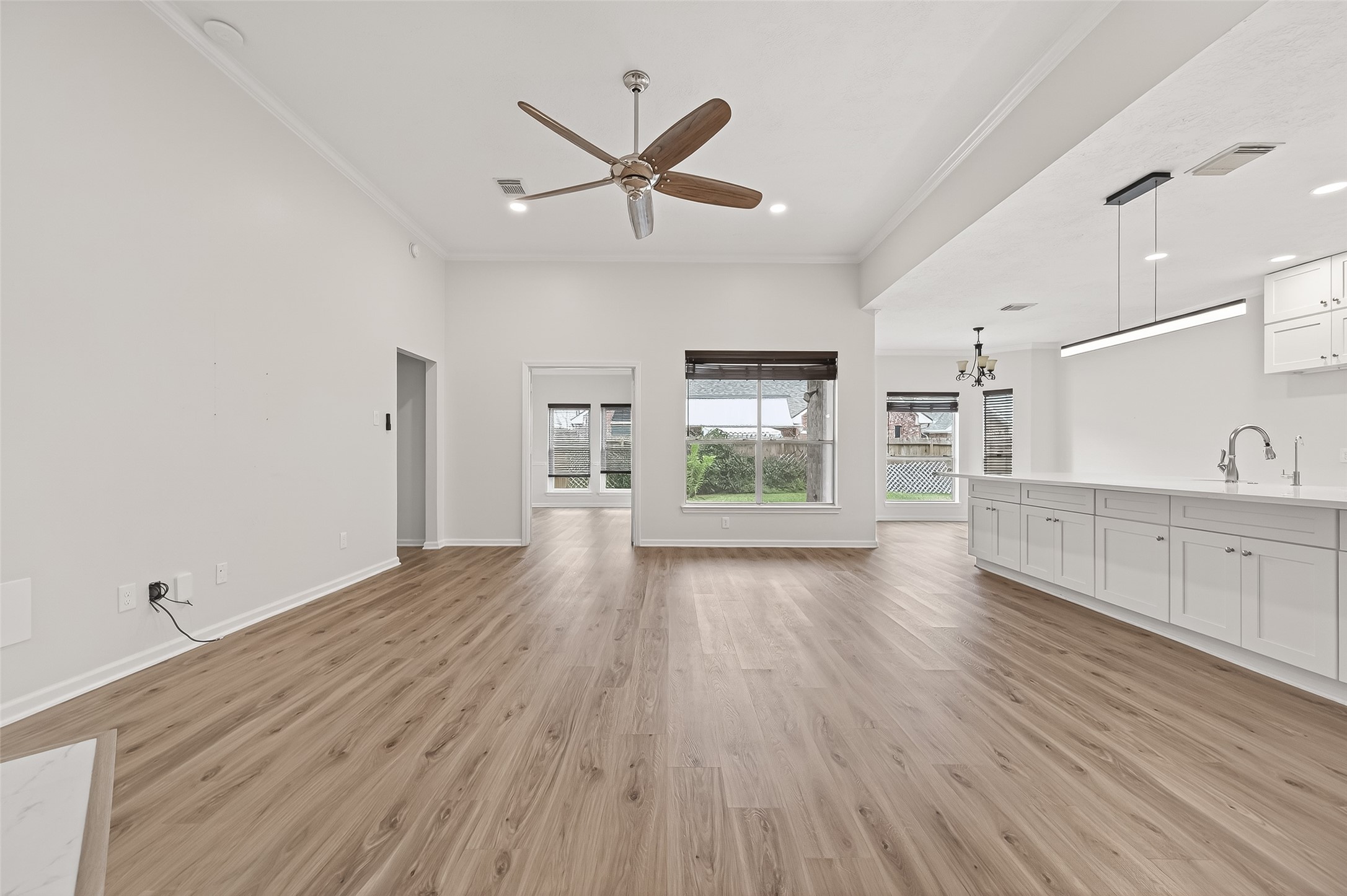 9014 Pheasant Trace Court Houston, TX 77064 - Photo 8 of 44