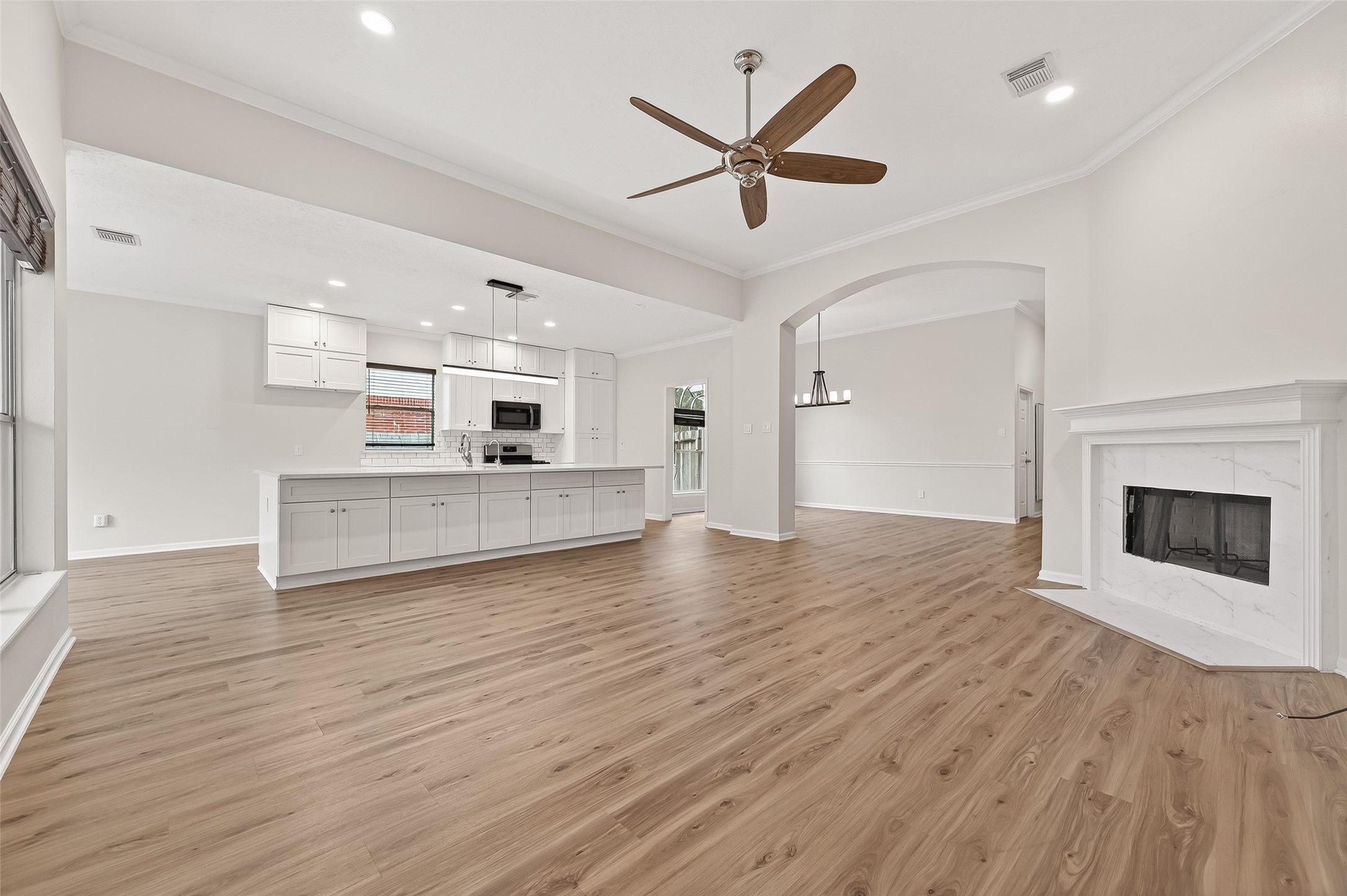 9014 Pheasant Trace Court Houston, TX 77064 - Photo 9 of 44