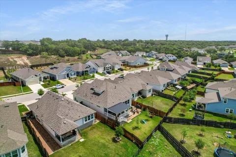 $475,000 | 125 Broken Oak Drive, Liberty Hill, TX 78642