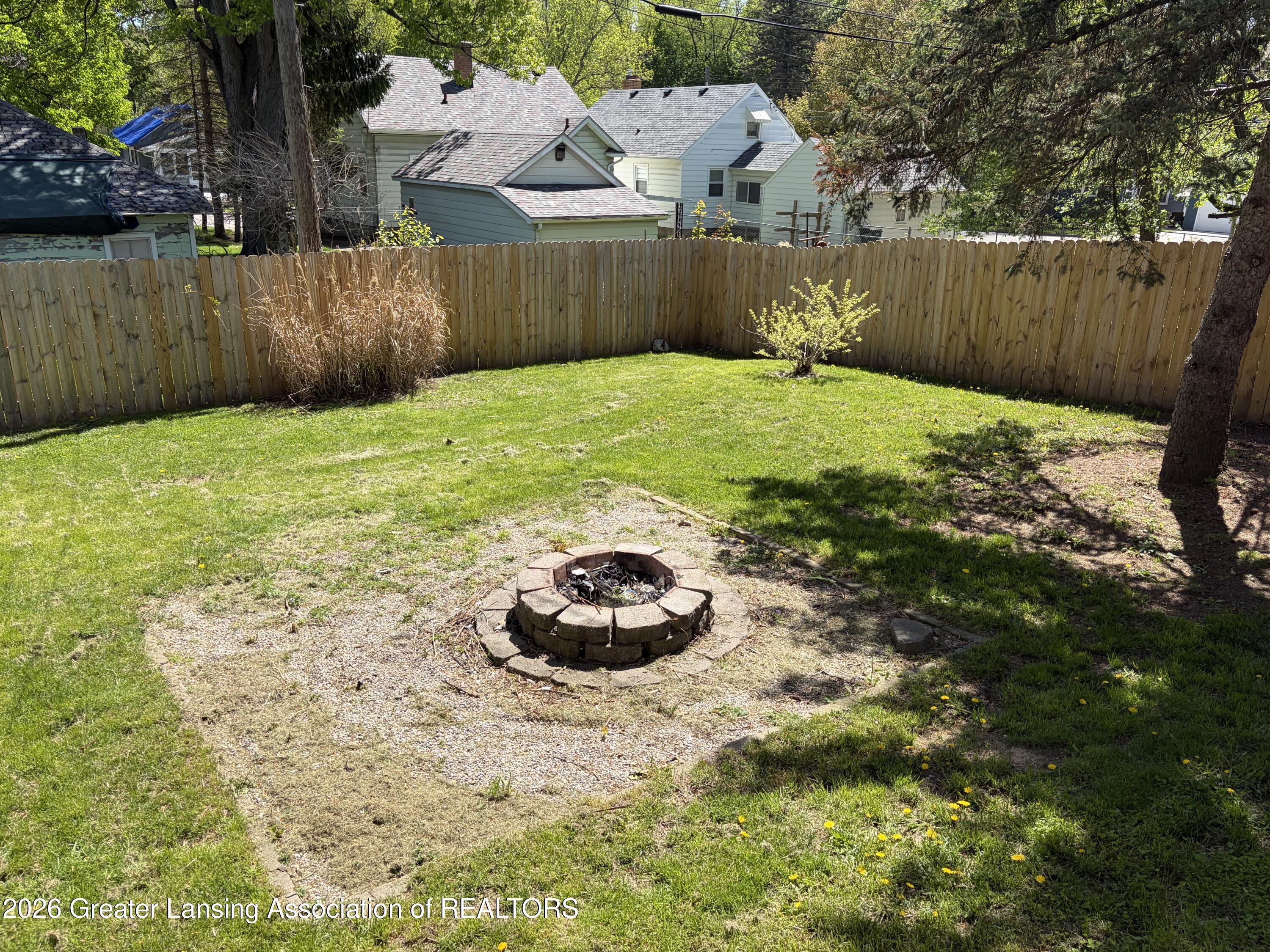 2515 Harding Avenue Lansing, MI 48910 - Photo 21 of 22 21