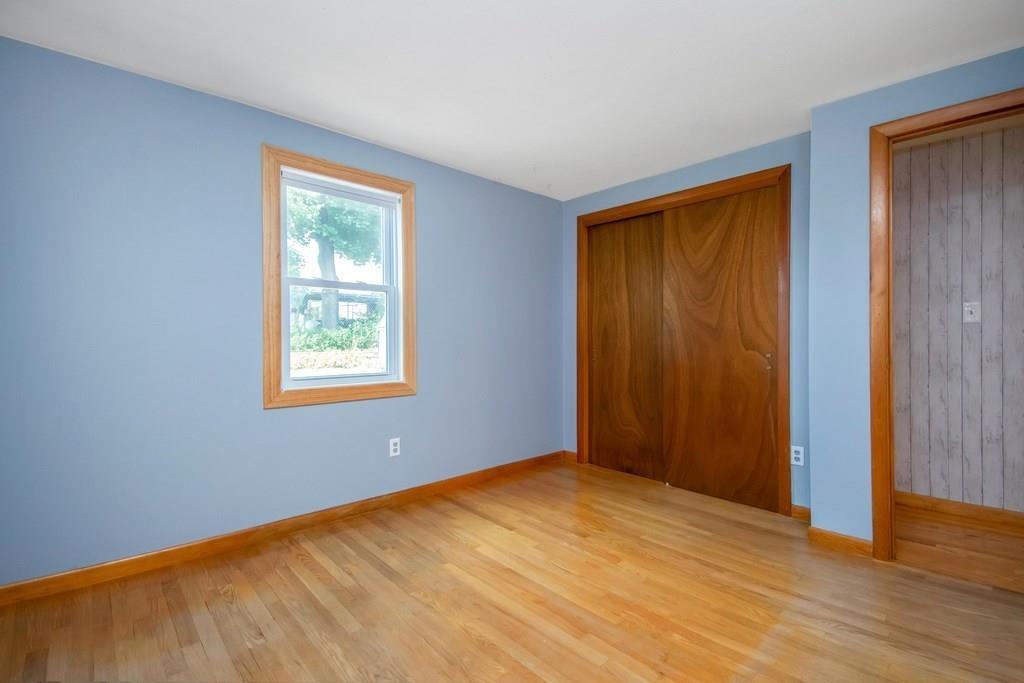 78 Agnes Street Springfield, MA 01118 - Photo 17 of 38