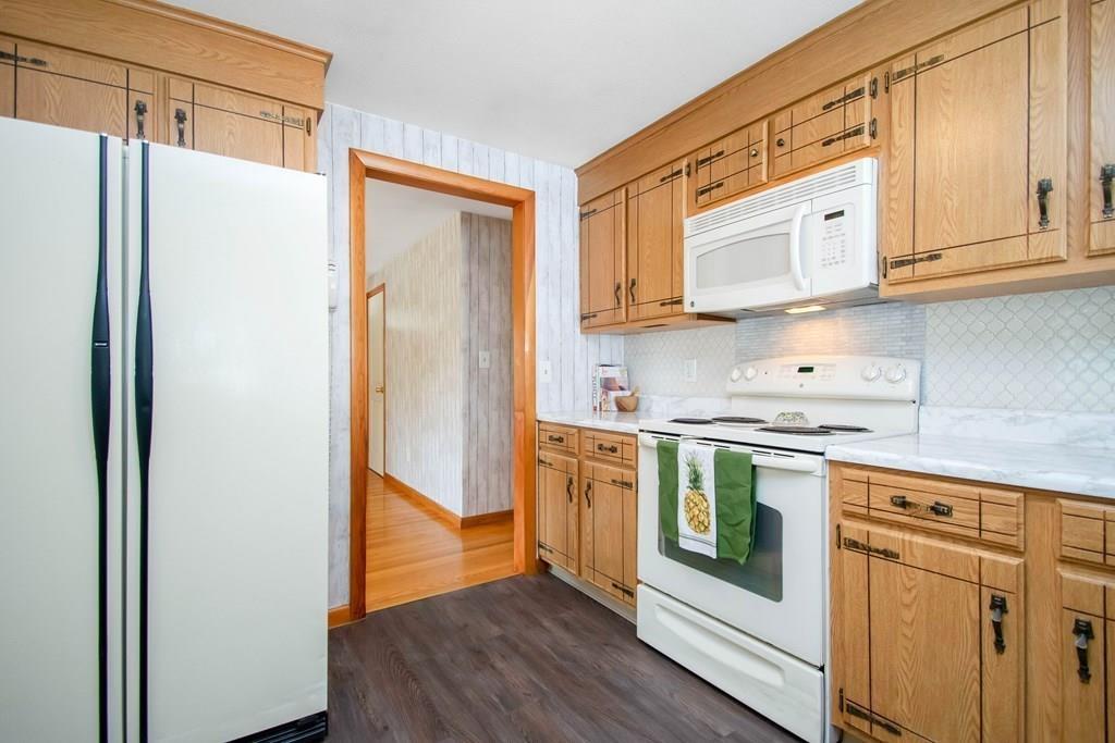78 Agnes Street Springfield, MA 01118 - Photo 10 of 38