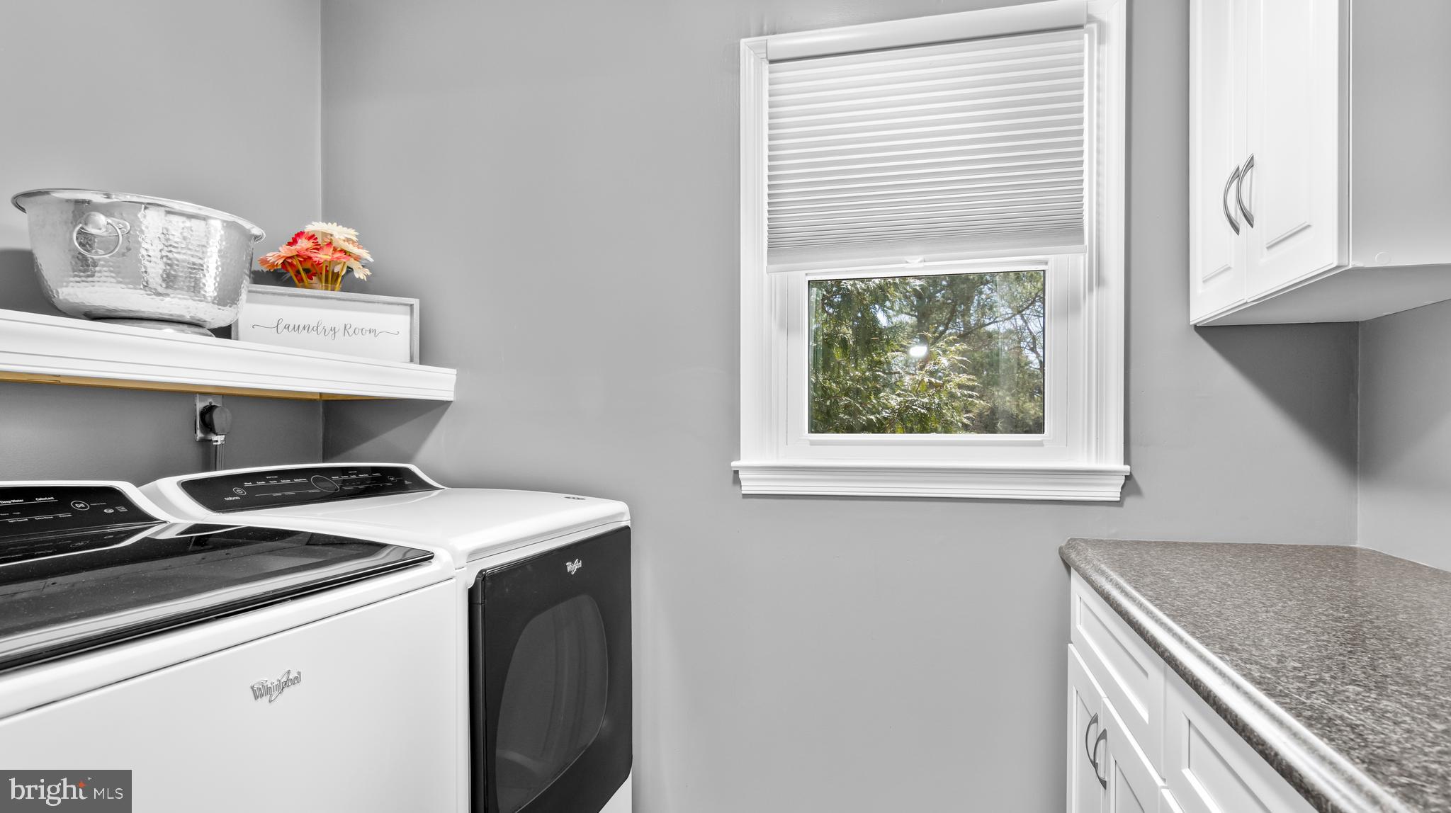 5505 Whitehall Road Cambridge, MD 21613 - Photo 15 of 44 a utility room with washer and dryer