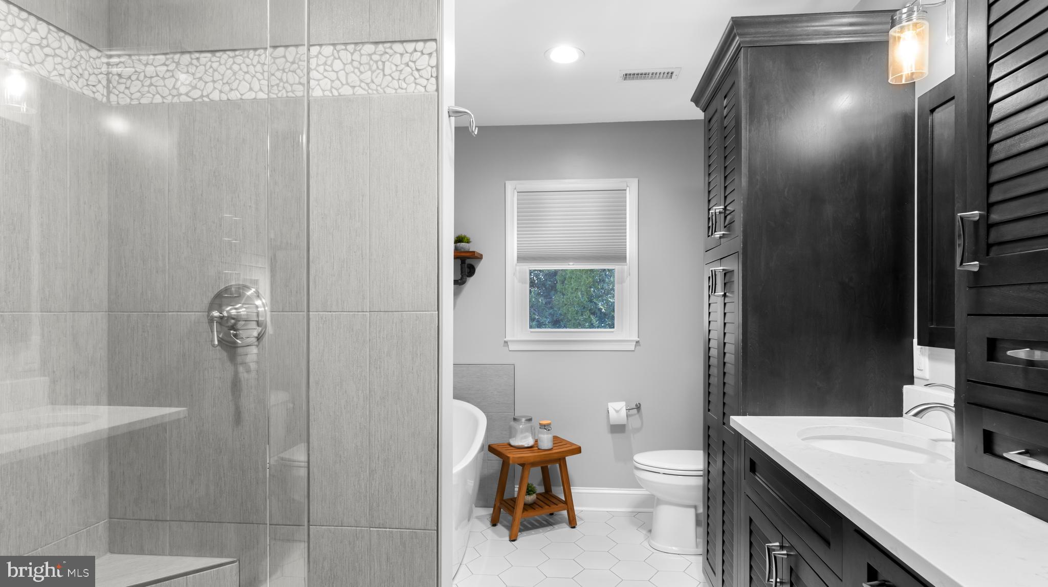 5505 Whitehall Road Cambridge, MD 21613 - Photo 21 of 44 a bathroom with a sink toilet and shower