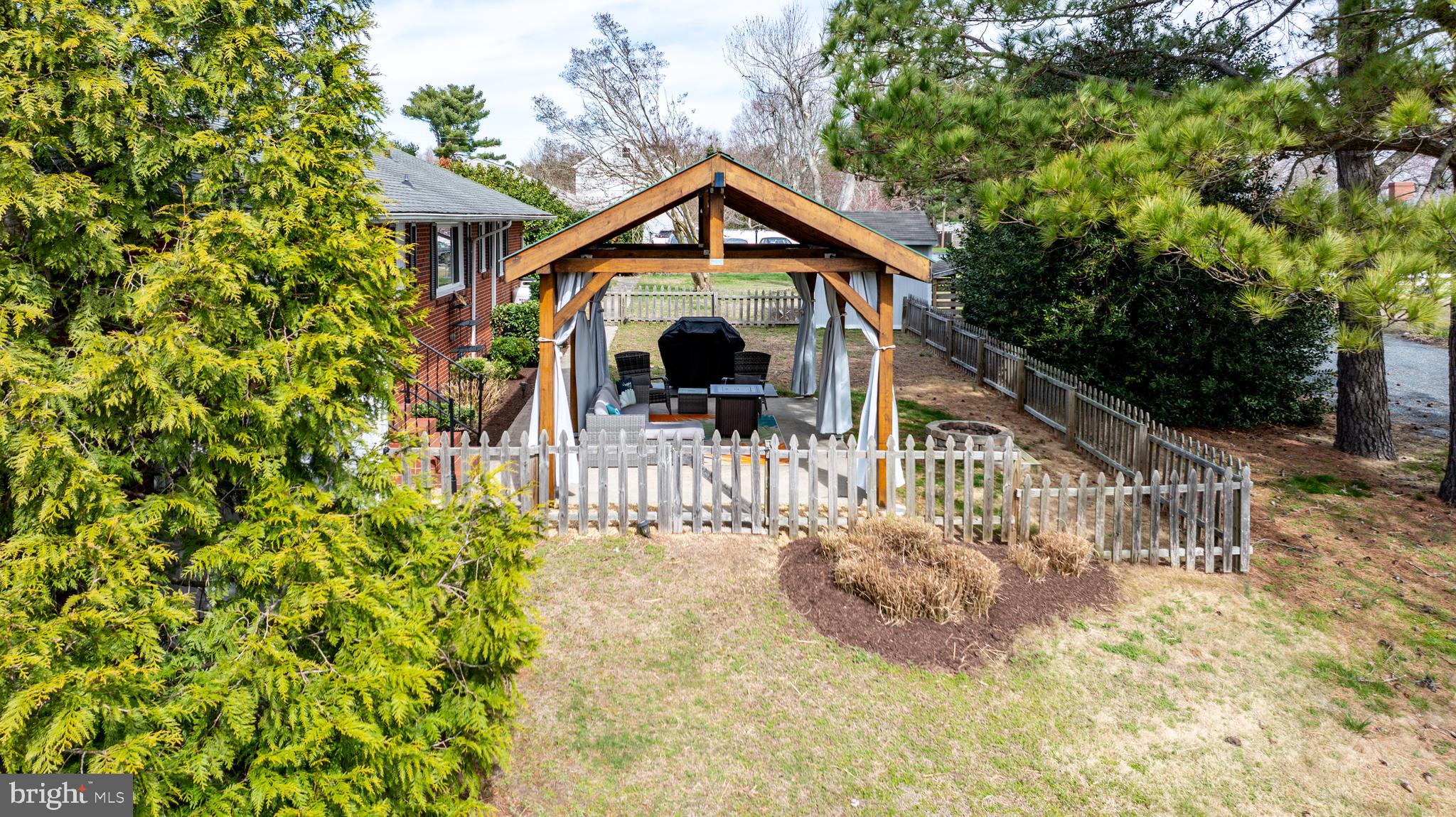 5505 Whitehall Road Cambridge, MD 21613 - Photo 28 of 44 a view of front door and porch
