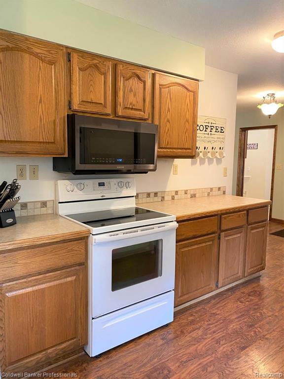 12621 Ithaca Road St. Charles, MI 48655 - Photo 5 of 39