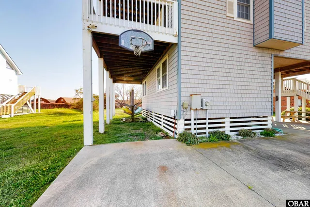 $659,900 | 25224 Mac-Oca Drive, Waves, NC 27982