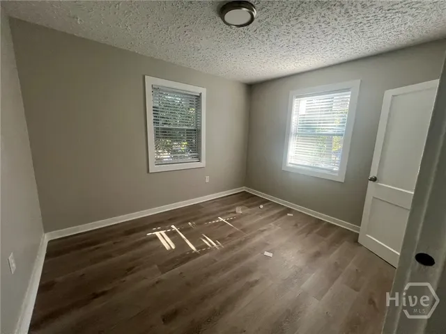 $425,000 | 13 West 52nd Street, Savannah, GA 31405