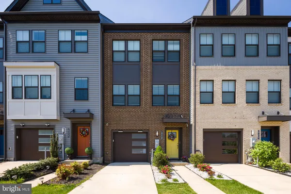 $3,400 | 618 Chalcedony Lane, Glen Burnie, MD 21060