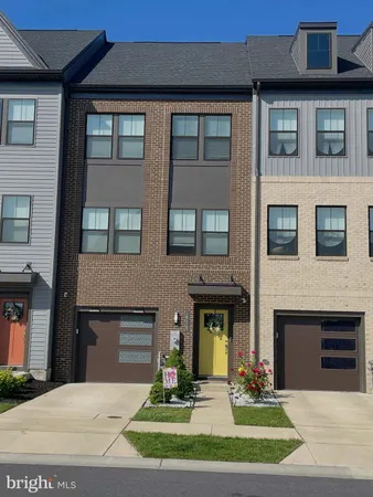 $3,400 | 618 Chalcedony Lane, Glen Burnie, MD 21060