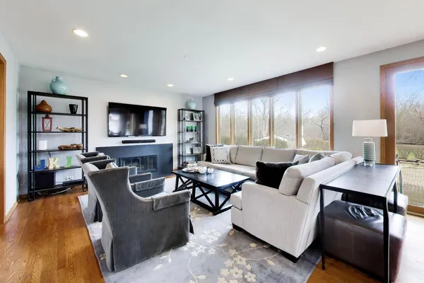 $975,000 | 1016 Shermer Road, Northbrook, IL 60062