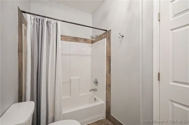 $525,000 | 11179 Majestic Way Southeast, Elizabeth, IN 47117