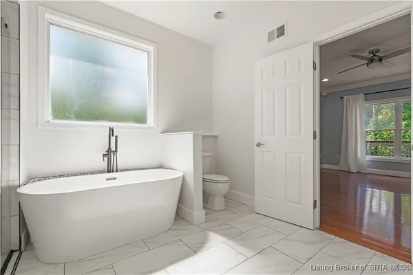$525,000 | 11179 Majestic Way Southeast, Elizabeth, IN 47117