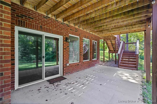 $525,000 | 11179 Majestic Way Southeast, Elizabeth, IN 47117