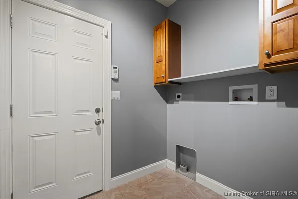 $525,000 | 11179 Majestic Way Southeast, Elizabeth, IN 47117