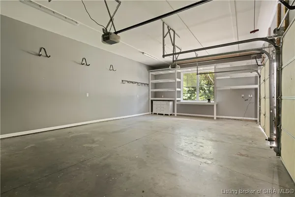 $525,000 | 11179 Majestic Way Southeast, Elizabeth, IN 47117