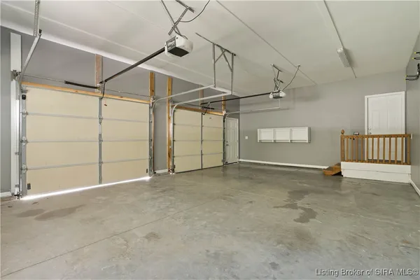 $525,000 | 11179 Majestic Way Southeast, Elizabeth, IN 47117
