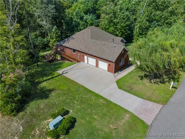 $525,000 | 11179 Majestic Way Southeast, Elizabeth, IN 47117