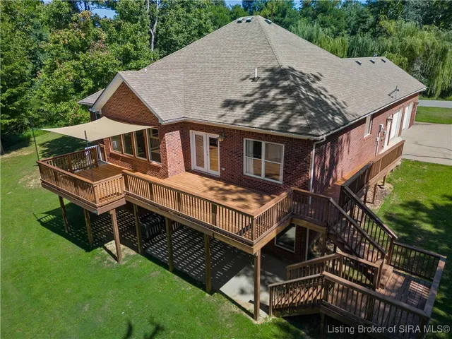 $525,000 | 11179 Majestic Way Southeast, Elizabeth, IN 47117