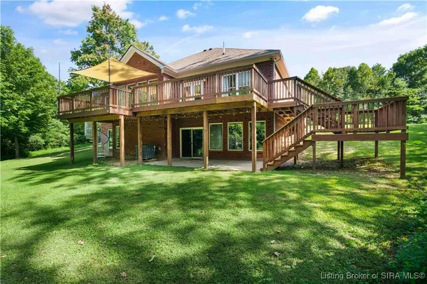 $525,000 | 11179 Majestic Way Southeast, Elizabeth, IN 47117