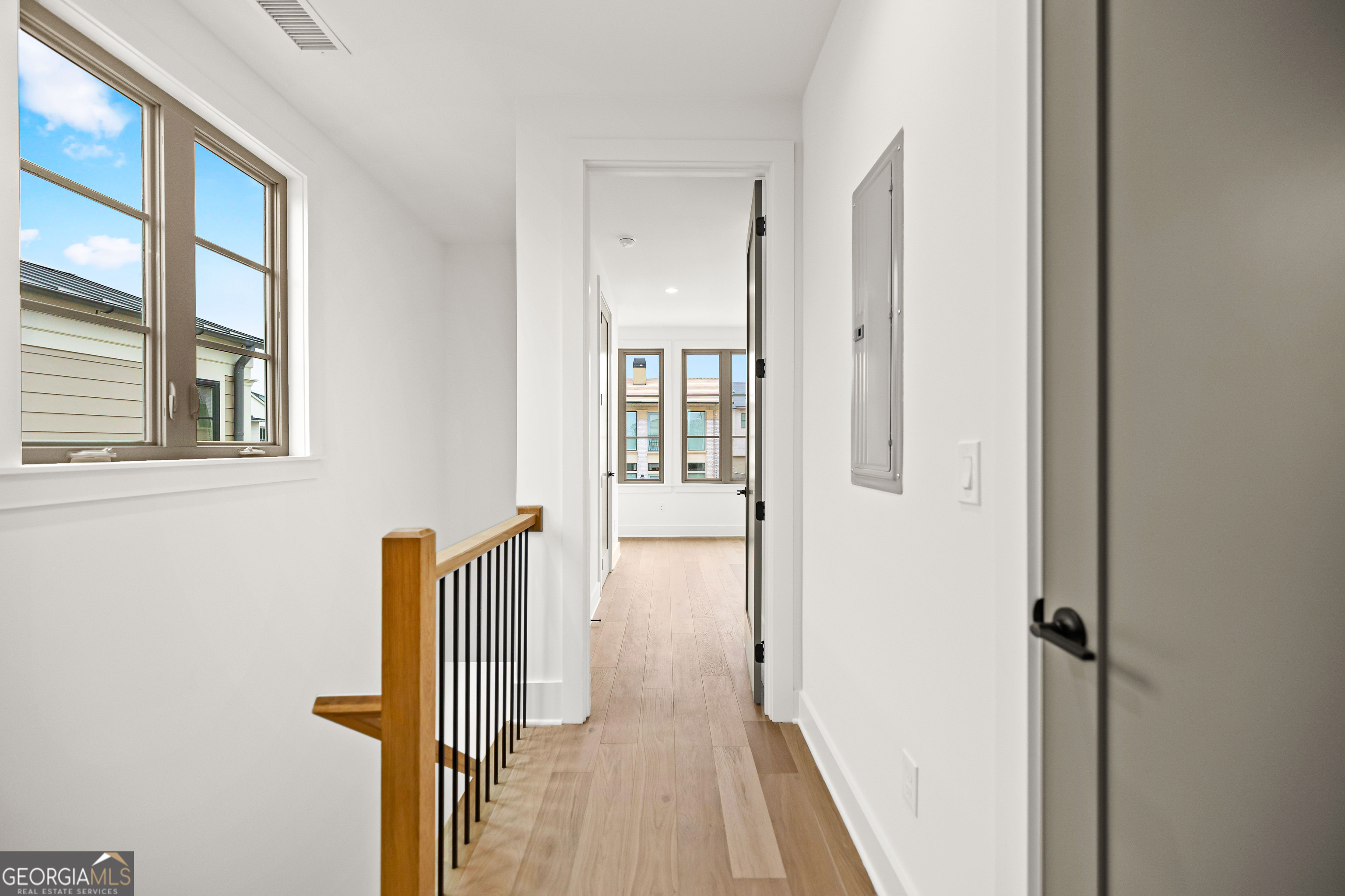 225 Rolison Way Fayetteville, GA 30214 - Photo 27 of 46 a view of a hallway with wooden floor and entryway