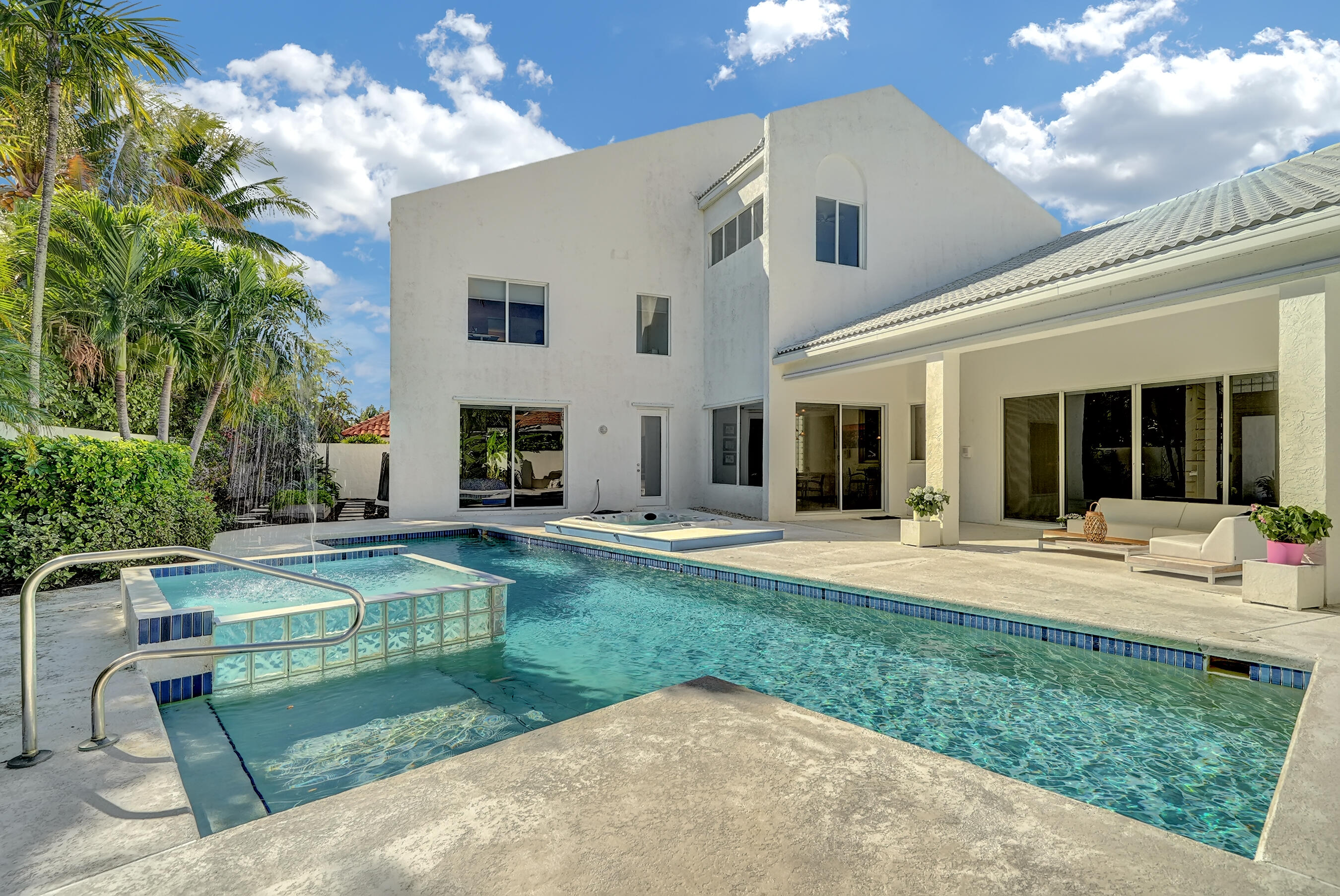 114 Olympus Circle Jupiter, FL 33477 - Photo 59 of 88 114 Olympus 40