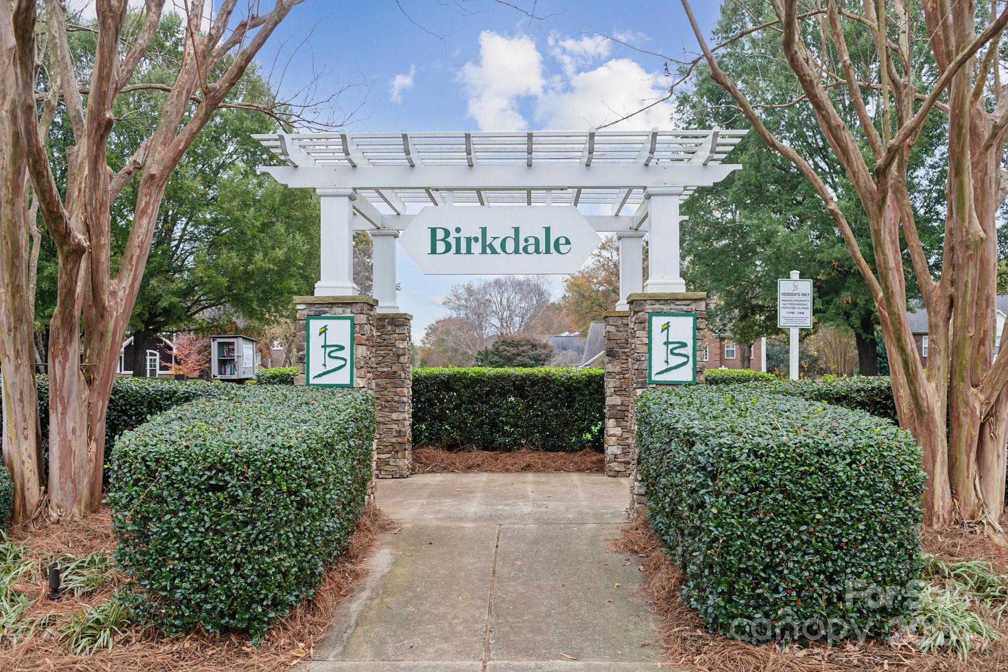 8610 Brentfield Road Huntersville, NC 28078 - Photo 45 of 48 a front view of a building with garden