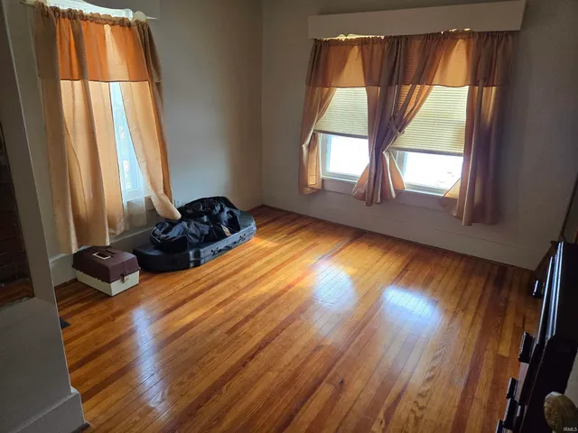 $124,900 | 1007 North 10th Street, Vincennes, IN 47591