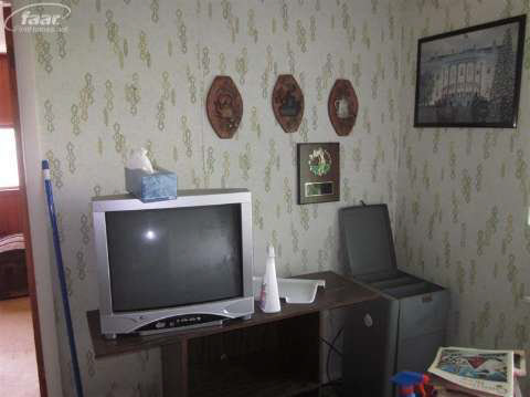 20363556-3.JPG