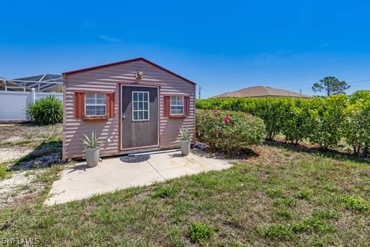 914 Albert Avenue Lehigh Acres, FL 33971 - Photo 26 of 27